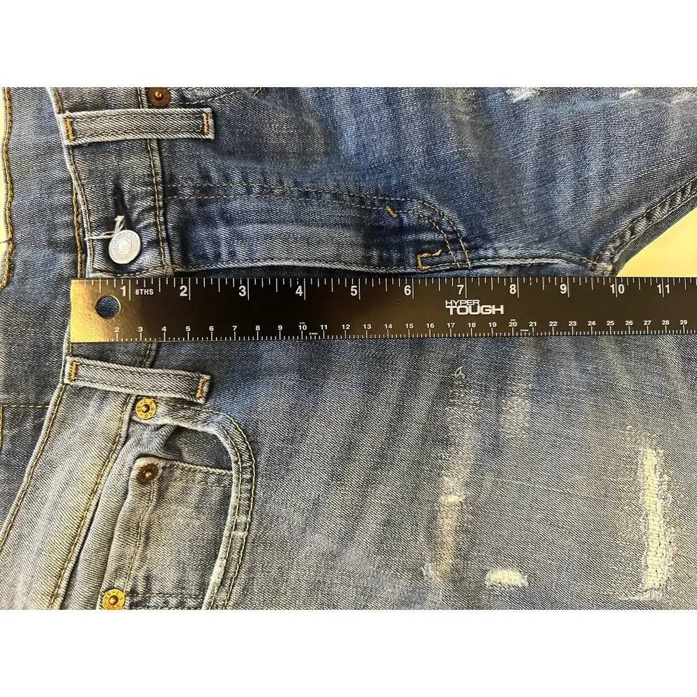 Levis elevate your